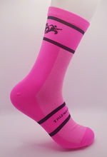 Load image into Gallery viewer, Lightweight compression triathlon socks , Fluo pink/Black logo
